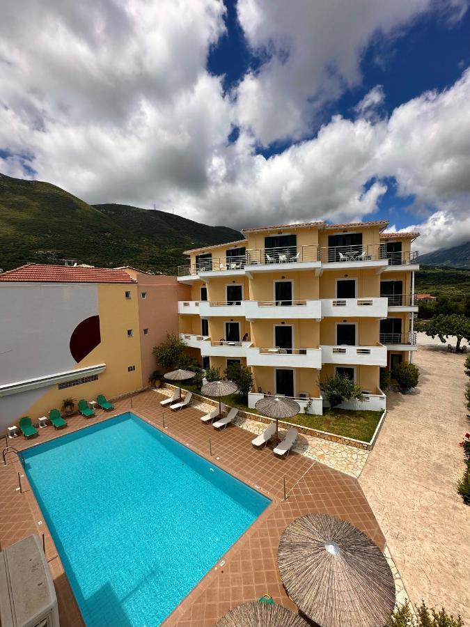 Hotel Odyssion Vasiliki  Luaran gambar