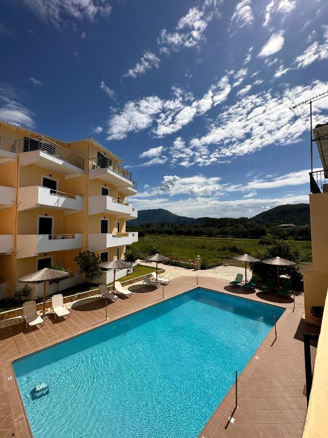 Hotel Odyssion Vasiliki  Luaran gambar