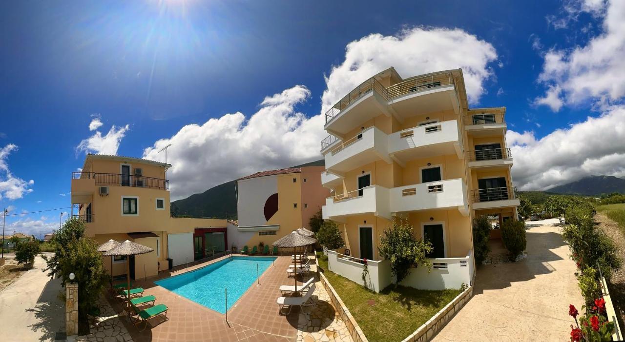Hotel Odyssion Vasiliki  Luaran gambar